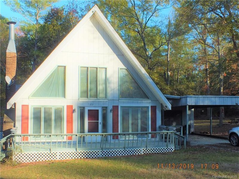 1136 Garnette Rd, Lancaster, SC 29720