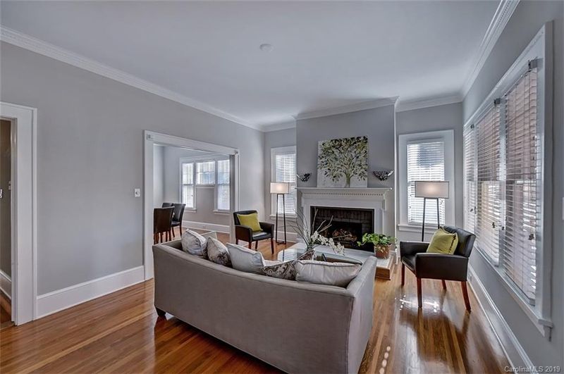 305 Circle Ave, Charlotte, NC 28207