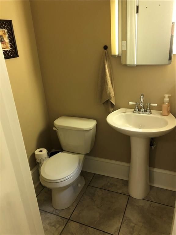 417 N Main Ave, Maiden, NC 28650