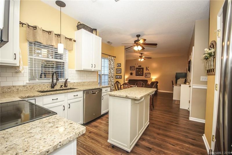 5922 Brookstone Dr, Concord, NC 28027