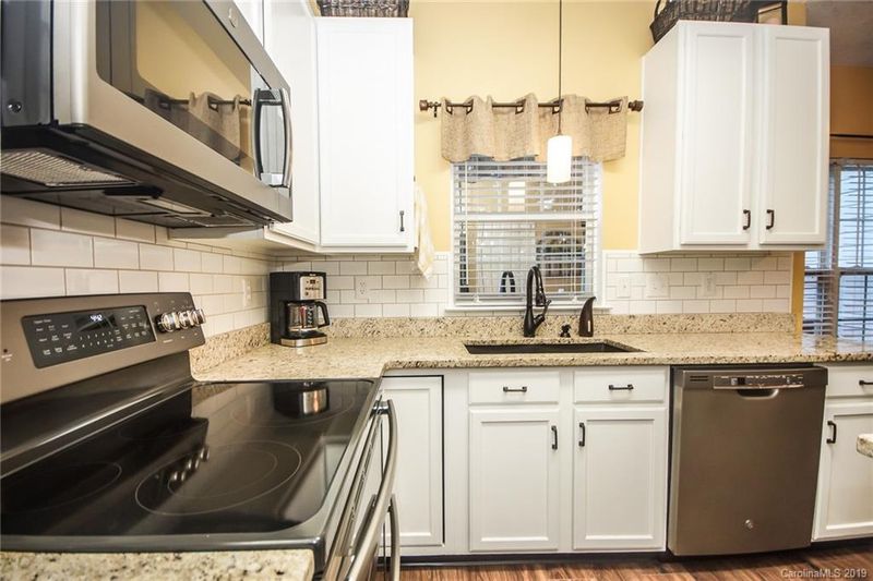 5922 Brookstone Dr, Concord, NC 28027