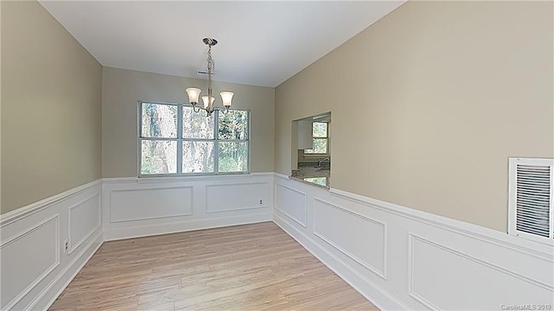 7336 Meadow Glen Dr, Mint Hill, NC 28227