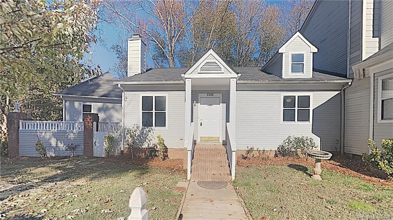 7336 Meadow Glen Dr, Mint Hill, NC 28227