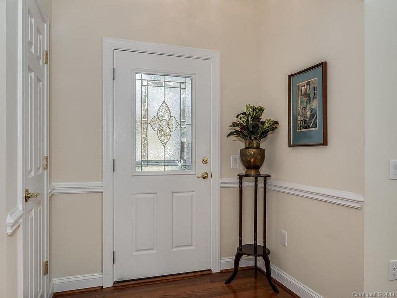 1958 Mckirkland Ct, Matthews, NC 28105