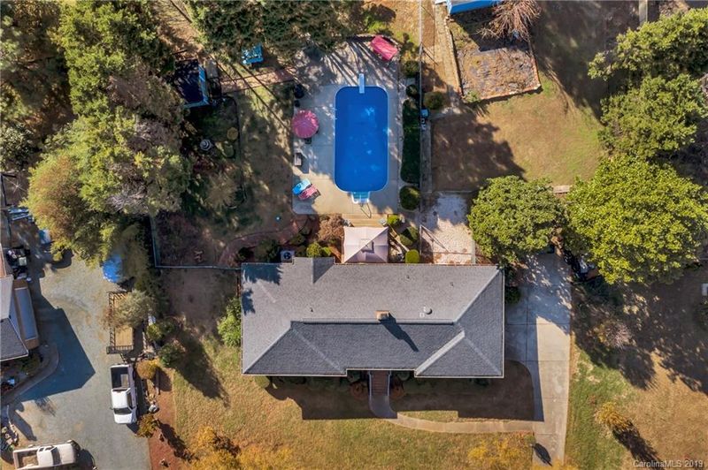 2405 Gleneagles Dr, Monroe, NC 28110