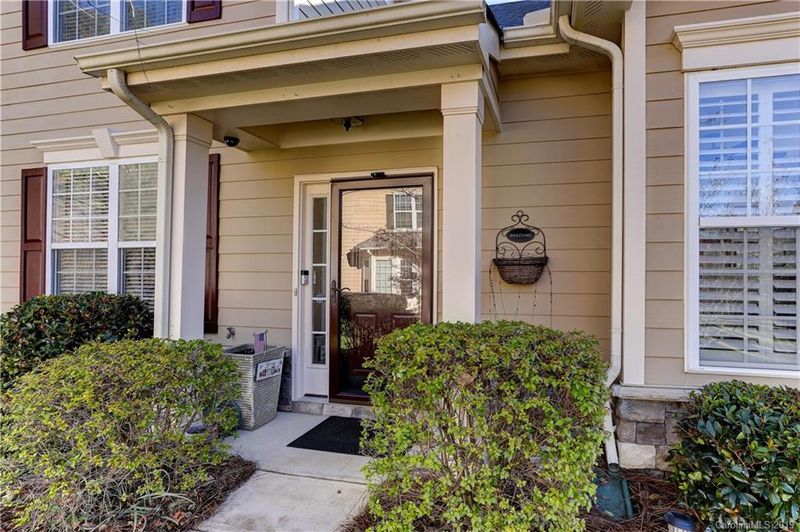 1053 Silver Gull Dr, Tega Cay, SC 29708