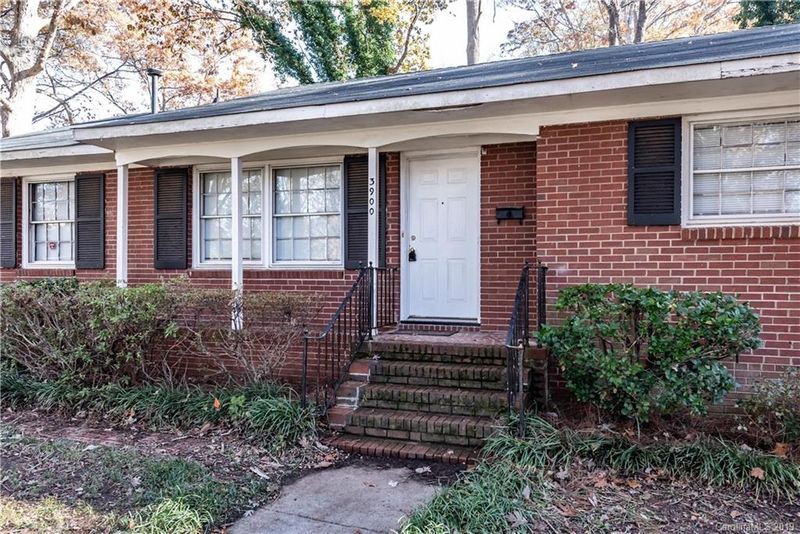 3900 Glenville Ave, Charlotte, NC 28215