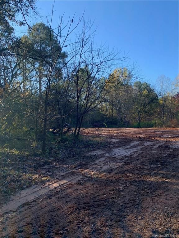 4350 Barrier Store Rd, Mount Pleasant, NC 28124