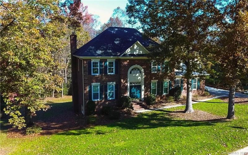 5760 Windward Ct, Concord, NC 28027