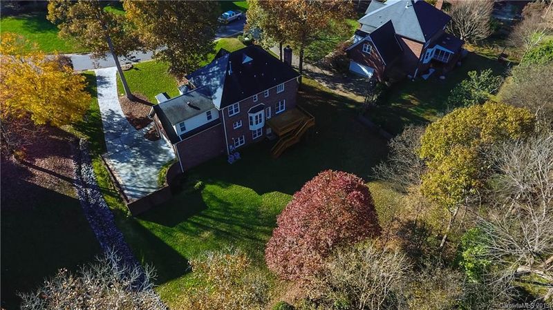 5760 Windward Ct, Concord, NC 28027