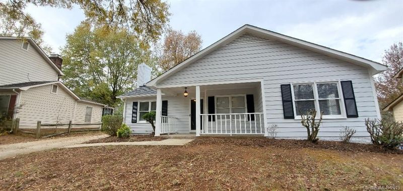 9108 Winter Moss Ct, Charlotte, NC 28227