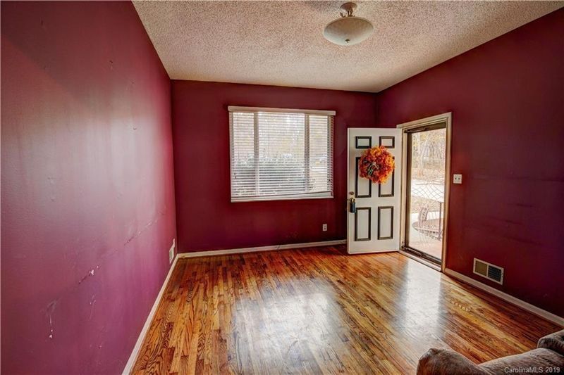 16408 Clear Creek Dr, Midland, NC 28107