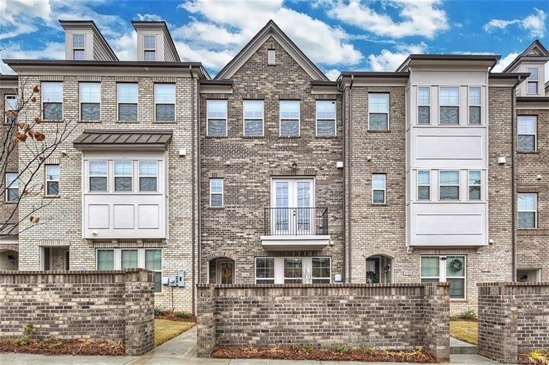 1334 E Woodlawn Rd, Charlotte, NC 28209