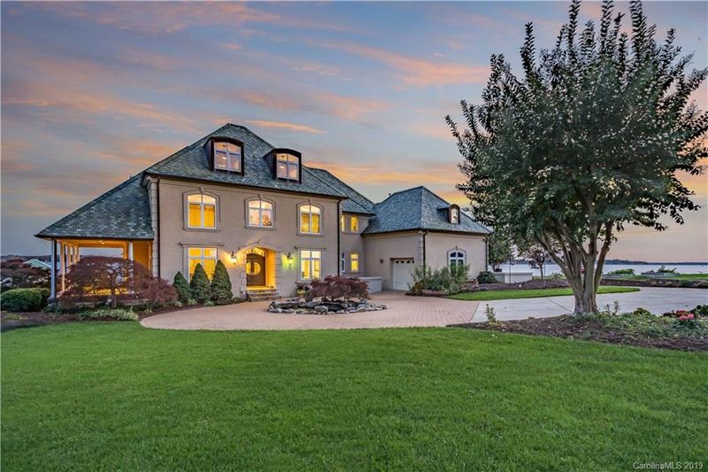 227 Knoxview Ln, Mooresville, NC 28117
