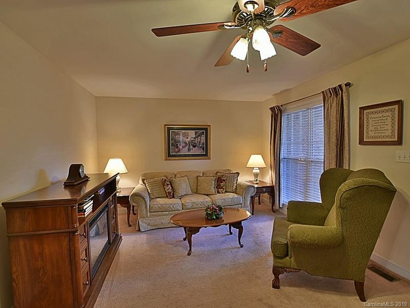 725 Belleview Rd, Rock Hill, SC 29730