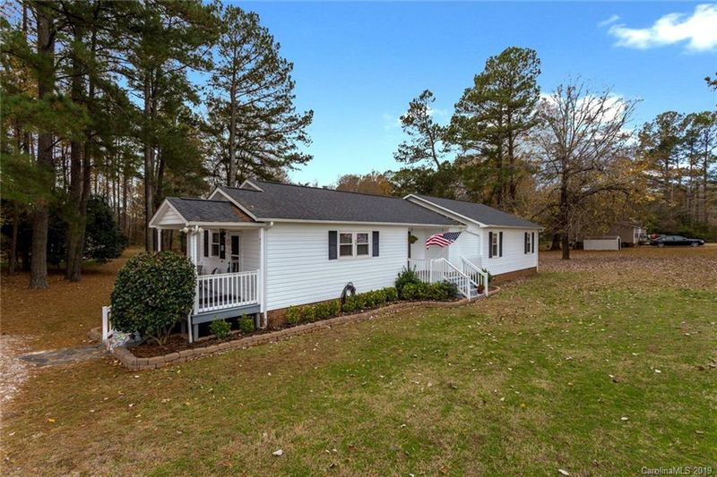 471 Austin Dr, York, SC 29745