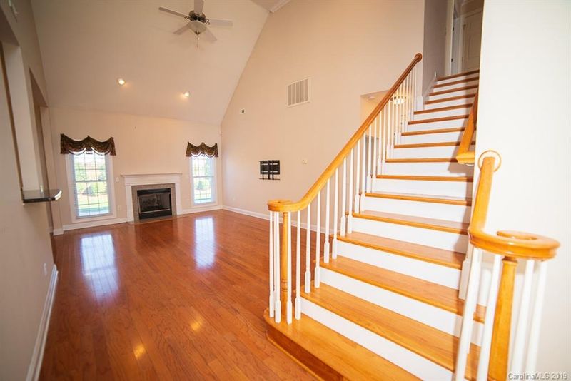 2514 Firethorn Ct, Gastonia, NC 28056