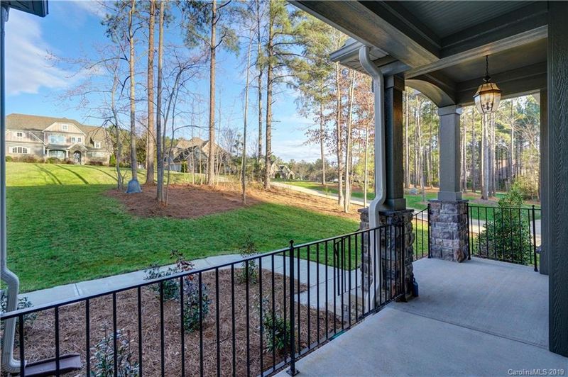 190 Hidden Meadows Dr #24, Mooresville, NC 28117