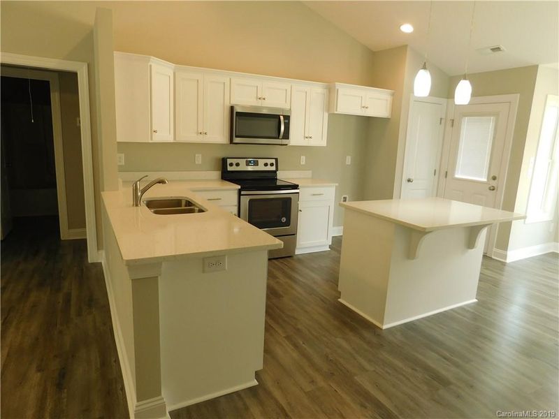 304 Walker St, Kannapolis, NC 28081