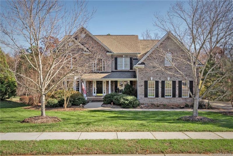 10215 Stonemede Ln, Matthews, NC 28105
