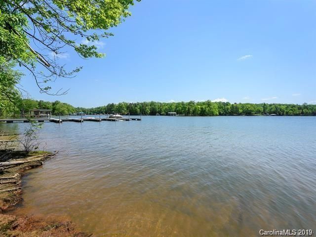 822 Armstrong Rd, Belmont, NC 28012