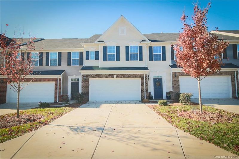 7174 Mariners Village Dr #33, Denver, NC 28037