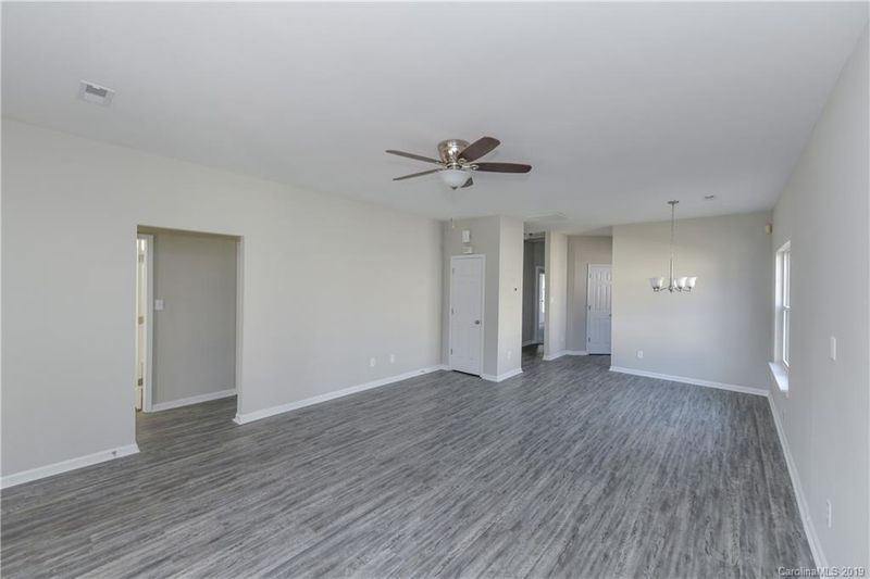 2728 Wingate Ave, Charlotte, NC 28208