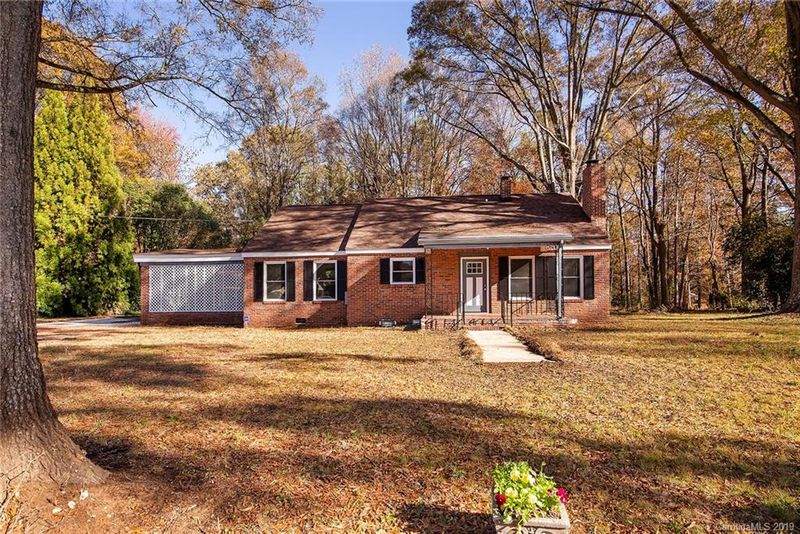 6230 Williams Rd, Charlotte, NC 28215