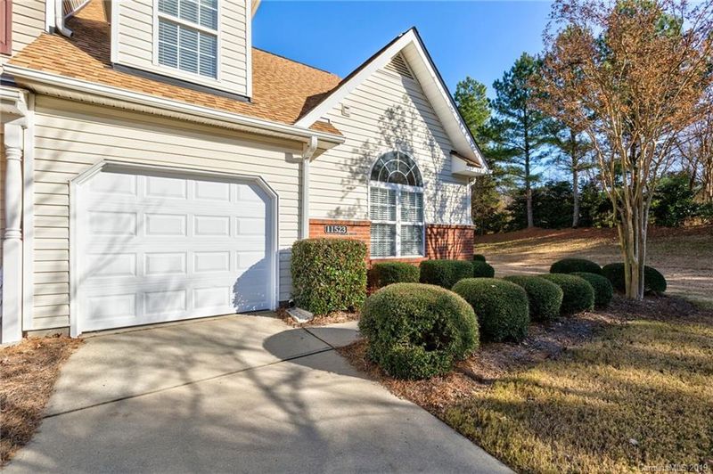 11523 Rabbit Ridge Rd, Charlotte, NC 28270