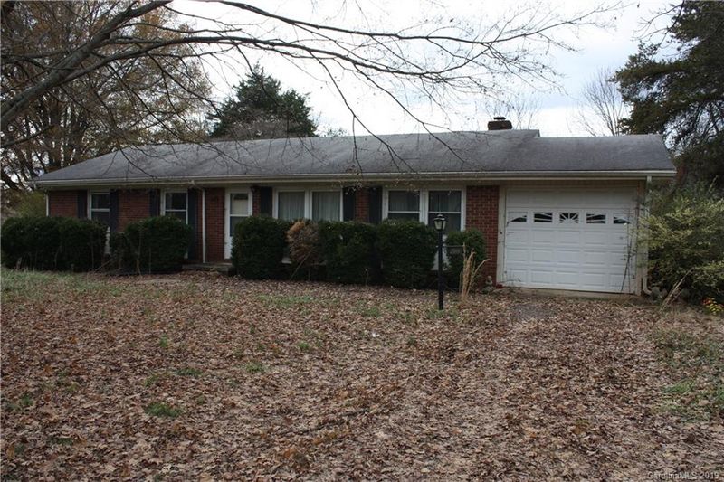 2569 Chipley Ford Rd, Statesville, NC 28625