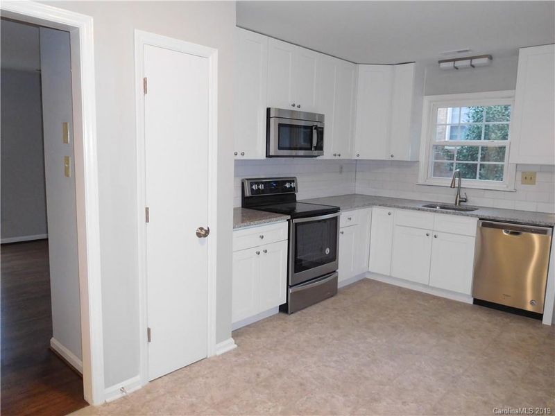 3344 Denson Pl, Charlotte, NC 28215