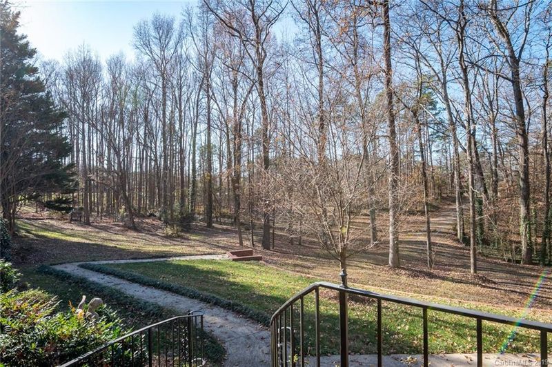 11019 Idlewild Rd, Matthews, NC 28105