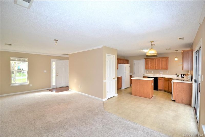 4530 Keeneland Ln, Charlotte, NC 28216