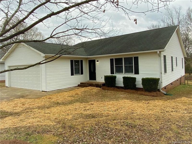 3611 Farm Lake Dr #2, Concord, NC 28027