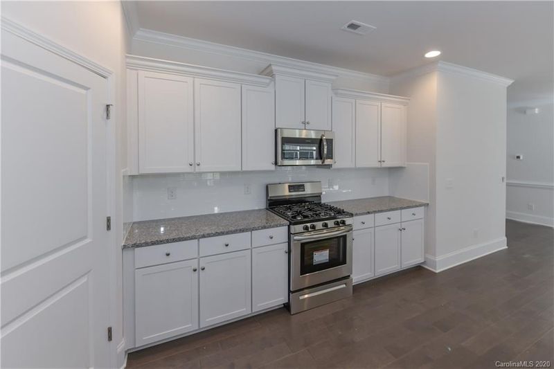 119 Matthews Township Pw, Matthews, NC 28105
