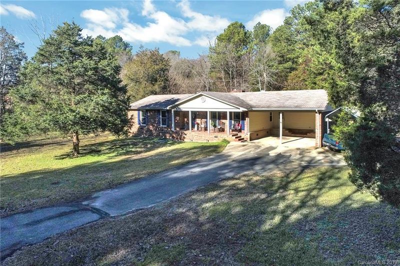 516 Heatherwood Cir, Chester, SC 29706