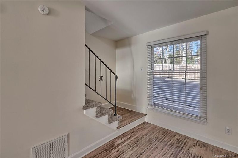 4331 Hathaway St #E, Charlotte, NC 28210