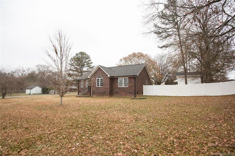 2615 Earle St, Kannapolis, NC 28081