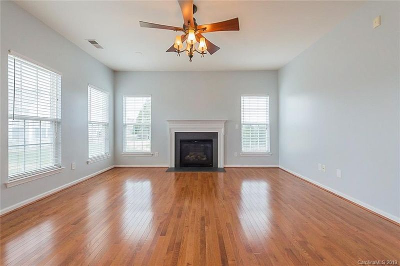 2749 Shannon Dr, Belmont, NC 28012