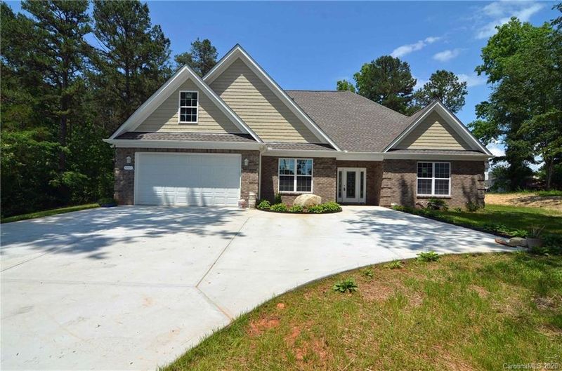 3065 Wyntree Ct, Matthews, NC 28104