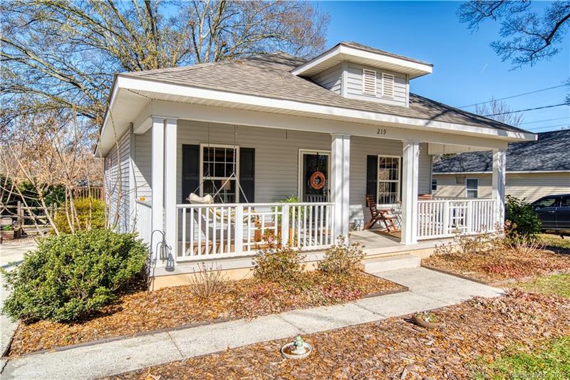 219 Sixth St, Belmont, NC 28012