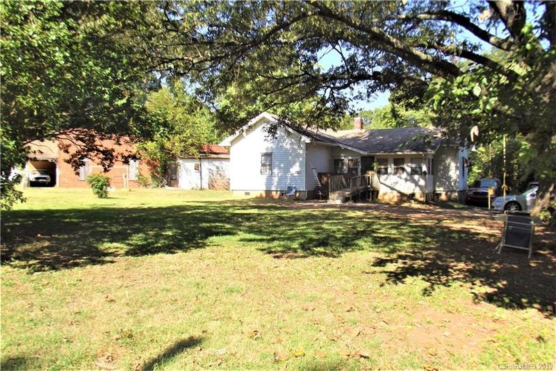 828 Rowan St, Charlotte, NC 28208