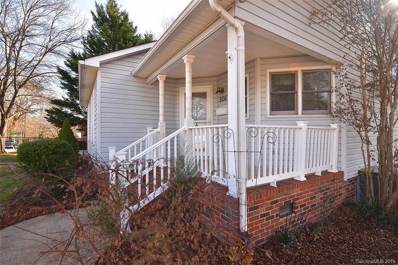 306 Caldwell St, Kannapolis, NC 28083