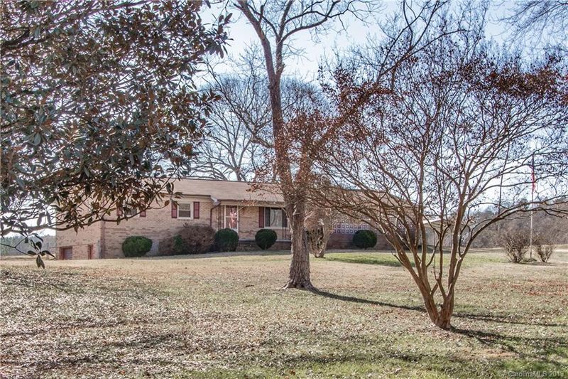 8013 Felts Rd, Catawba, NC 28609