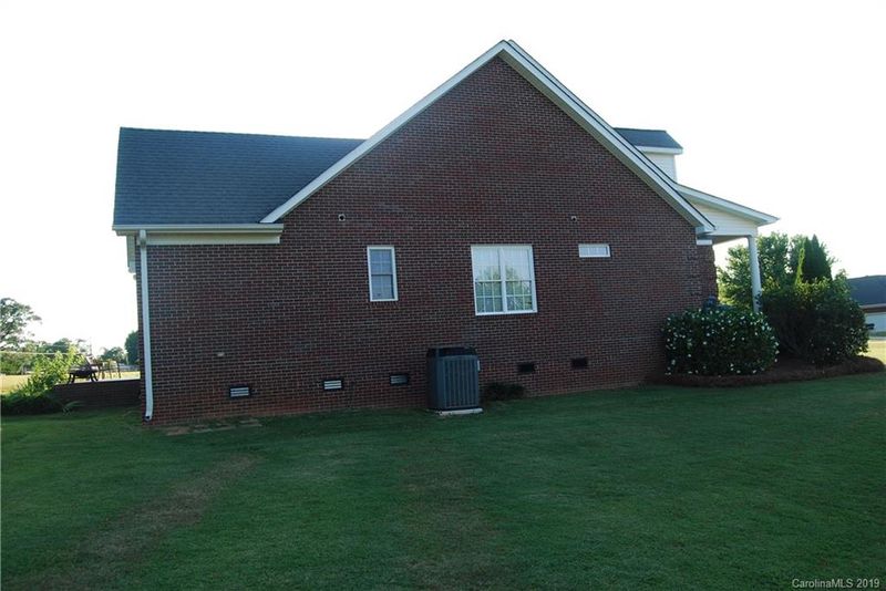 2322 Cardinal Ridge Dr, Wingate, NC 28174