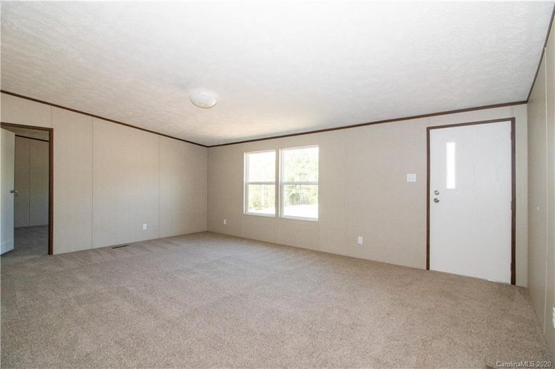 7841 Raynard St, Sherrills Ford, NC 28673
