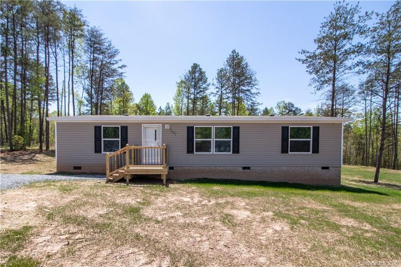 7841 Raynard St, Sherrills Ford, NC 28673