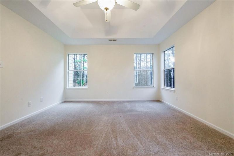 2807 Redfield Dr, Charlotte, NC 28270