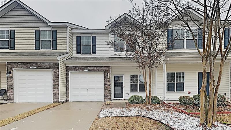 14047 Singleleaf Ln, Charlotte, NC 28278