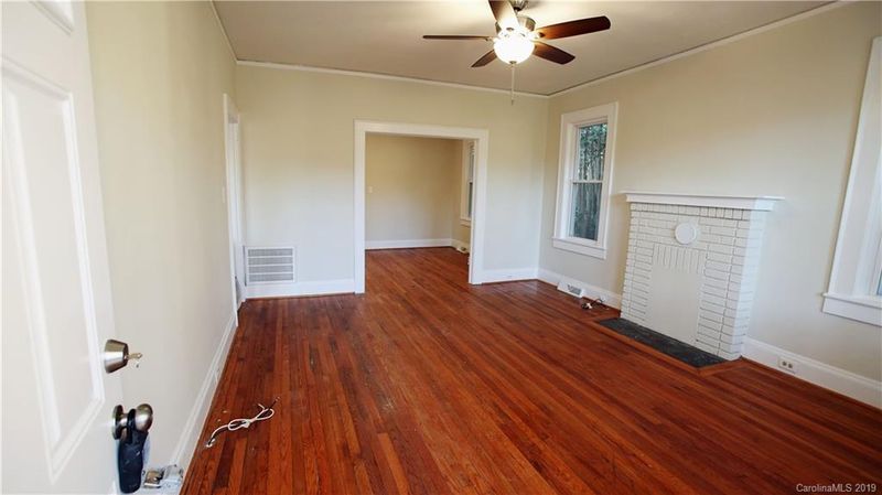 203 E 1st St, Cherryville, NC 28021